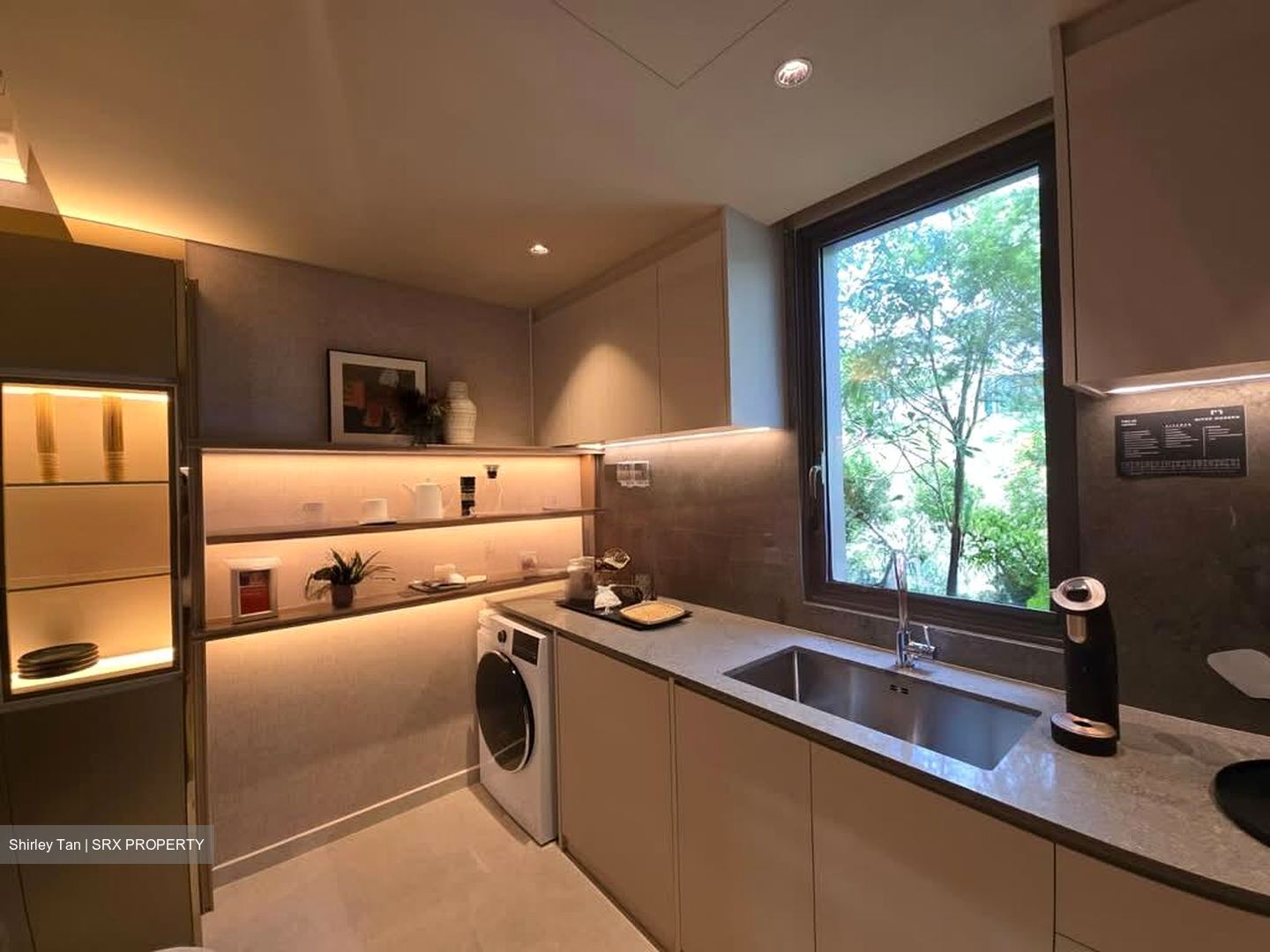River Modern (D9), Apartment #553500521